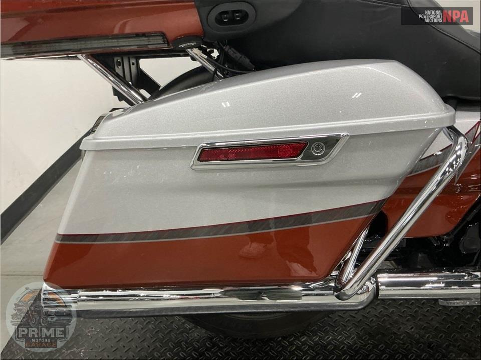 2014 Harley-Davidson FLHTKSE CVO ULTRA LIMITED — фото 22
