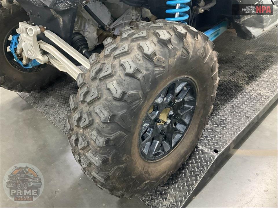 2023 Can-Am MAVERICK X3 MAX DS TURBO 64 (TAN/BLACK) — фото 28