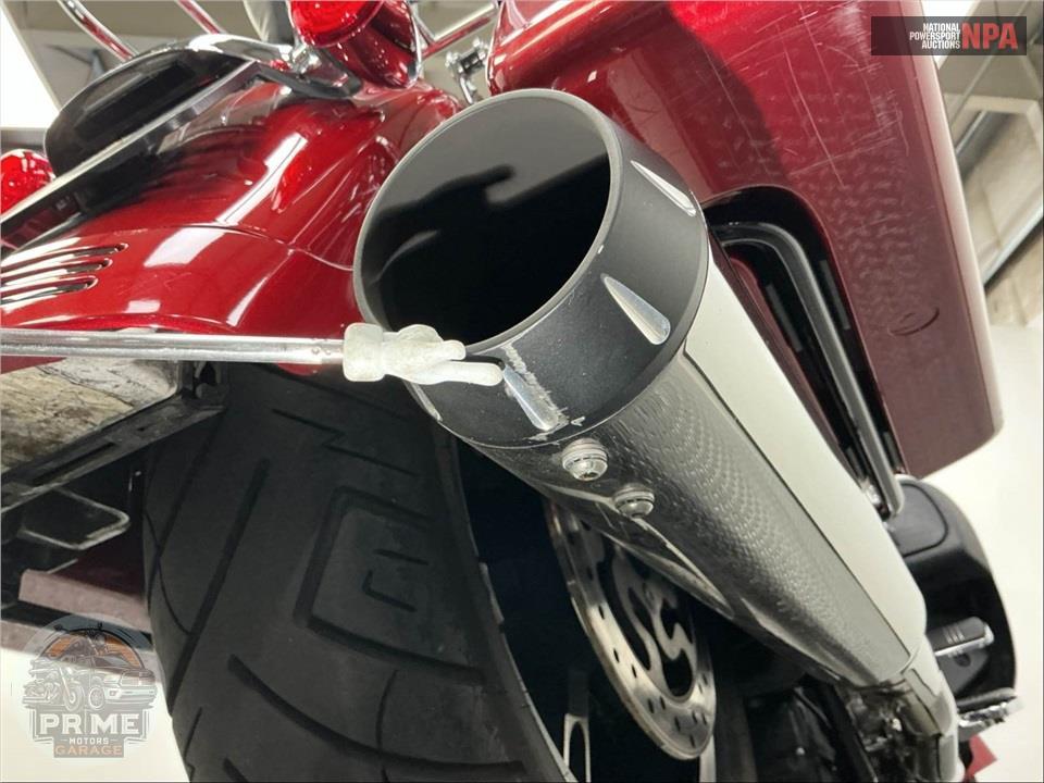 2018 Harley-Davidson FLHX STREET GLIDE — фото 10