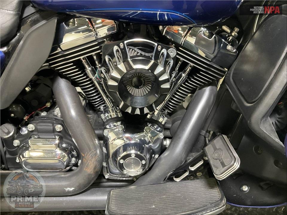 2016 Harley-Davidson FLTRU ROAD GLIDE ULTRA — фото 6