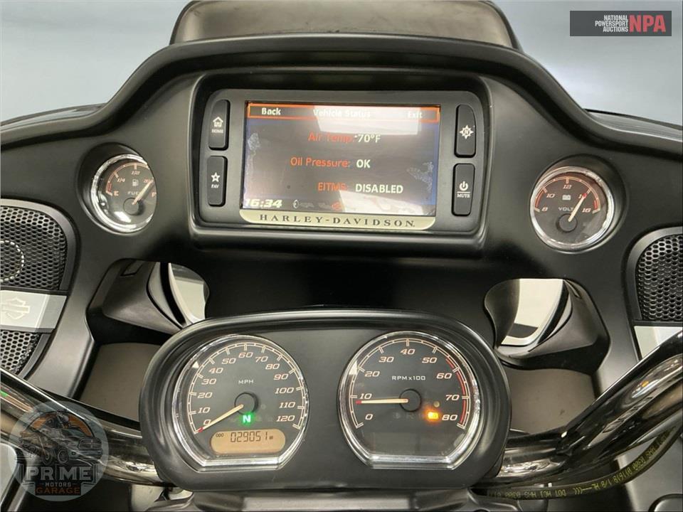 2018 Harley-Davidson FLTRU ROAD GLIDE ULTRA — фото 5