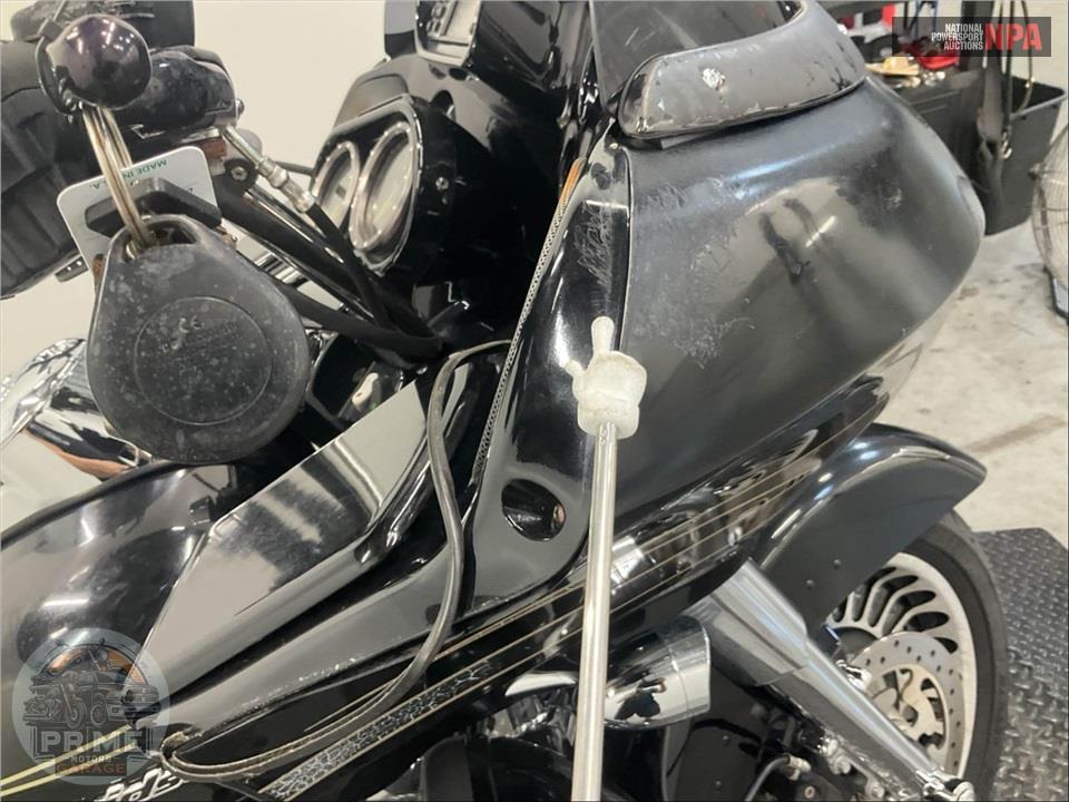 2011 Harley-Davidson FLTRU ROAD GLIDE ULTRA — фото 13