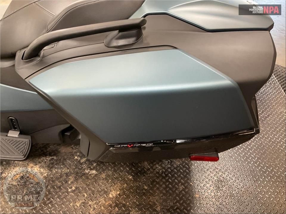 2025 Can-Am SPYDER RT SEA-TO-SKY — фото 13