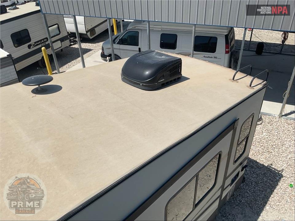 2018 Crossroads Rv M-25 RL - CRUISER AIRE FIFTH WHEEL SERIES — фото 31