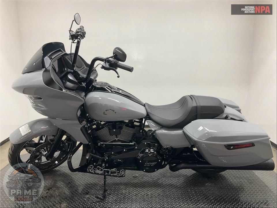 2025 Harley-Davidson FLTRX ROAD GLIDE — фото 3