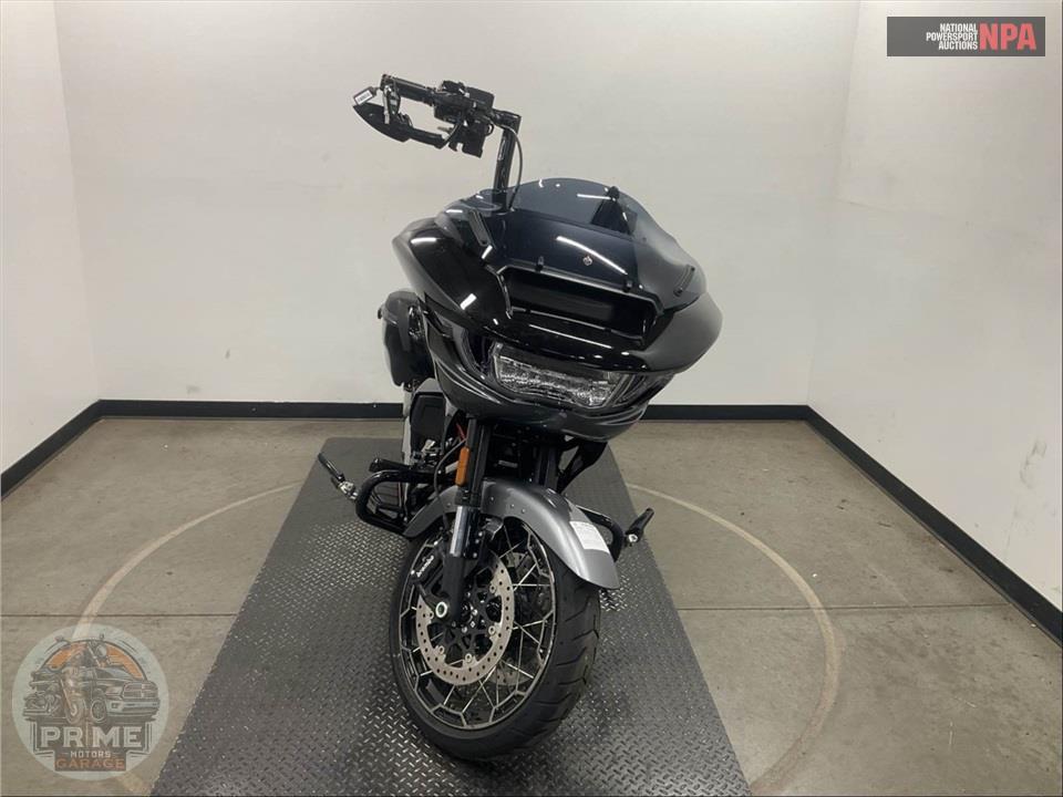 2025 Harley-Davidson FLTRXSE CVO ROAD GLIDE — фото 2