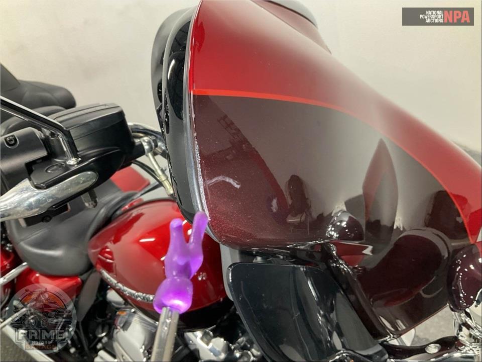 2018 Harley-Davidson FLHTKL ULTRA LIMITED LOW — фото 12
