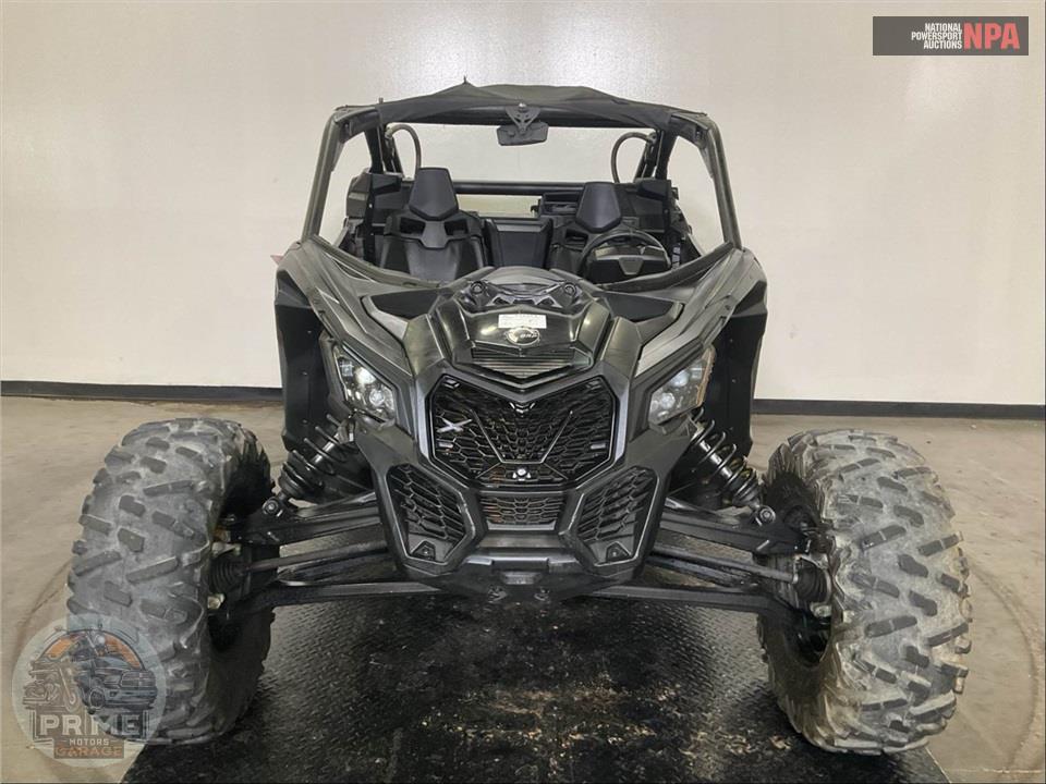 2019 Can-Am MAVERICK X3 X RS TURBO R — фото 2