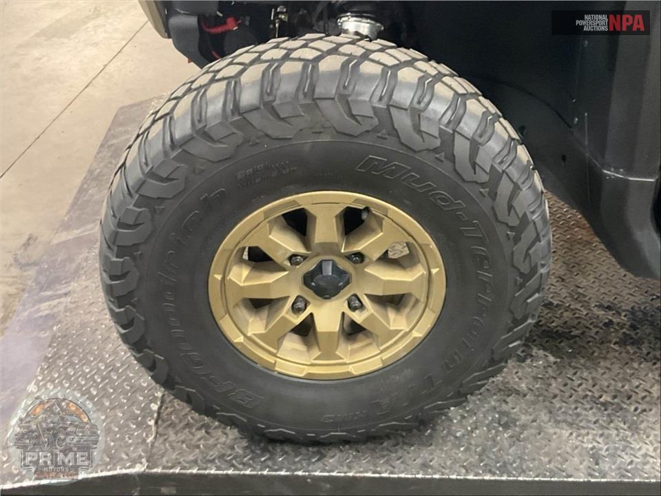 2025 Can-Am DEFENDER MAX LIMITED CAB HD10 — фото 18