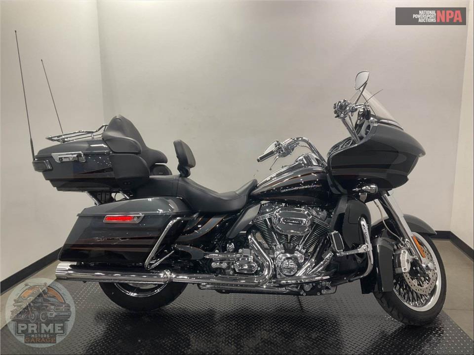 2016 Harley-Davidson FLTRUSE CVO ROAD GLIDE ULTRA — фото 1