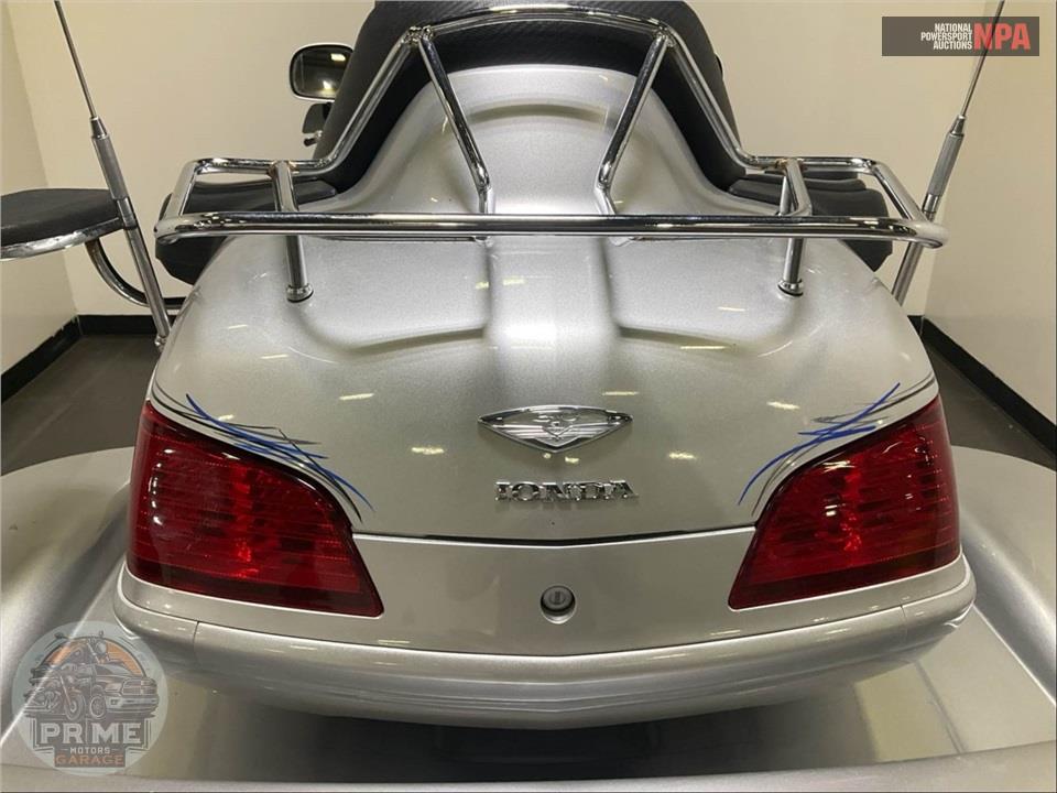 2005 Honda GL18005 GOLDWING — фото 29