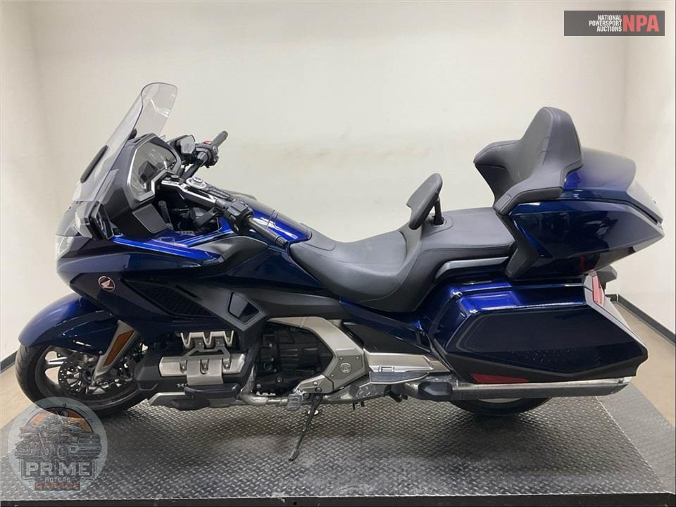 2018 Honda GL1800D GOLDWING TOUR DCT (BLUE) — фото 3