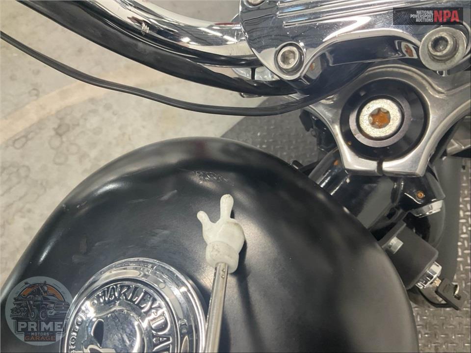 2012 Harley-Davidson XL1200V SEVENTY-TWO DE/PE — фото 13