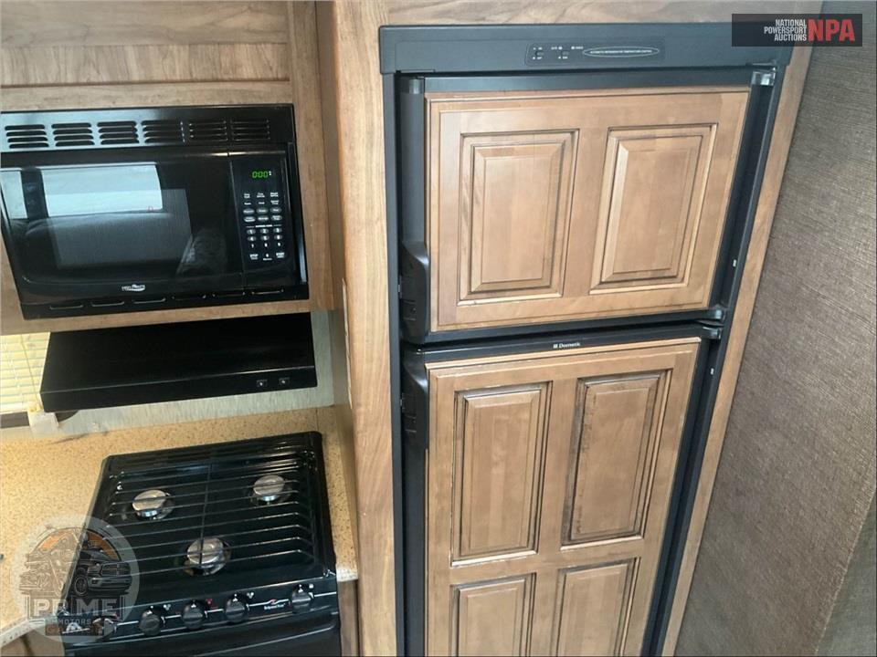 2016 Keystone Rv M-333 BH - LAREDO SERIES — фото 17
