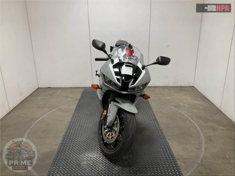 2026 Honda CBR600RR ABS — фото 2