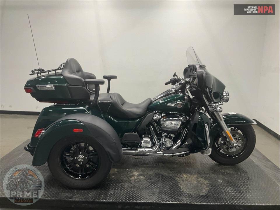 2024 Harley-Davidson FLHTCUTG TRI GLIDE ULTRA CLASSIC — фото 1