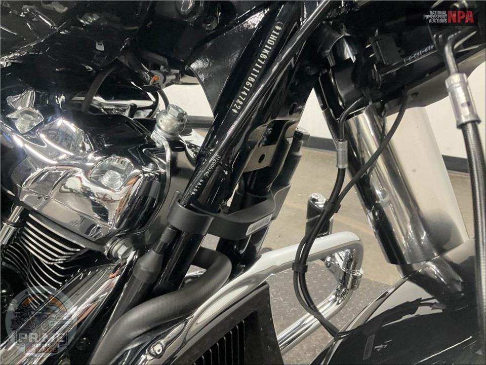 2026 Harley-Davidson FLHX STREET GLIDE — фото 11