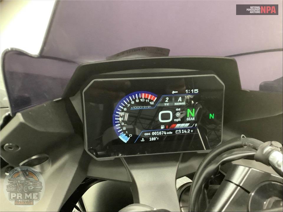 2025 Suzuki GSX800FRQM5 GSX-8R — фото 5
