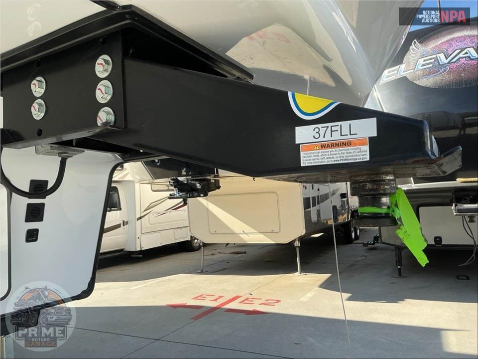 2024 Sabre By Forest River M-37FLL - FIFTH WHEEL SERIES — фото 37