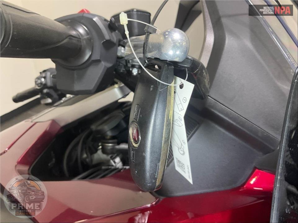 2023 Honda GL1800D GOLDWING TOUR DCT — фото 6
