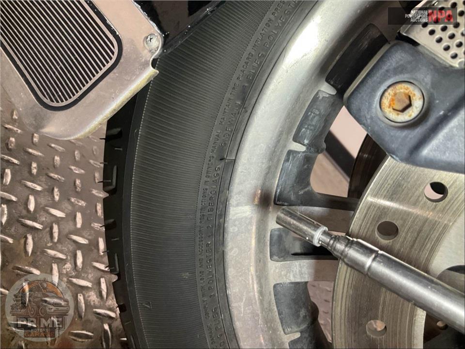 2013 Harley-Davidson FLHTCUTG TRIGLIDE UL CLSC — фото 28