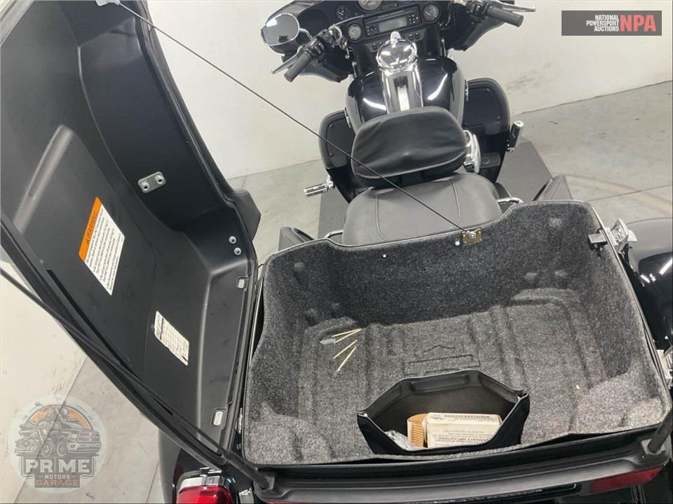 2013 Harley-Davidson FLHTCUTG TRIGLIDE UL CLSC — фото 17