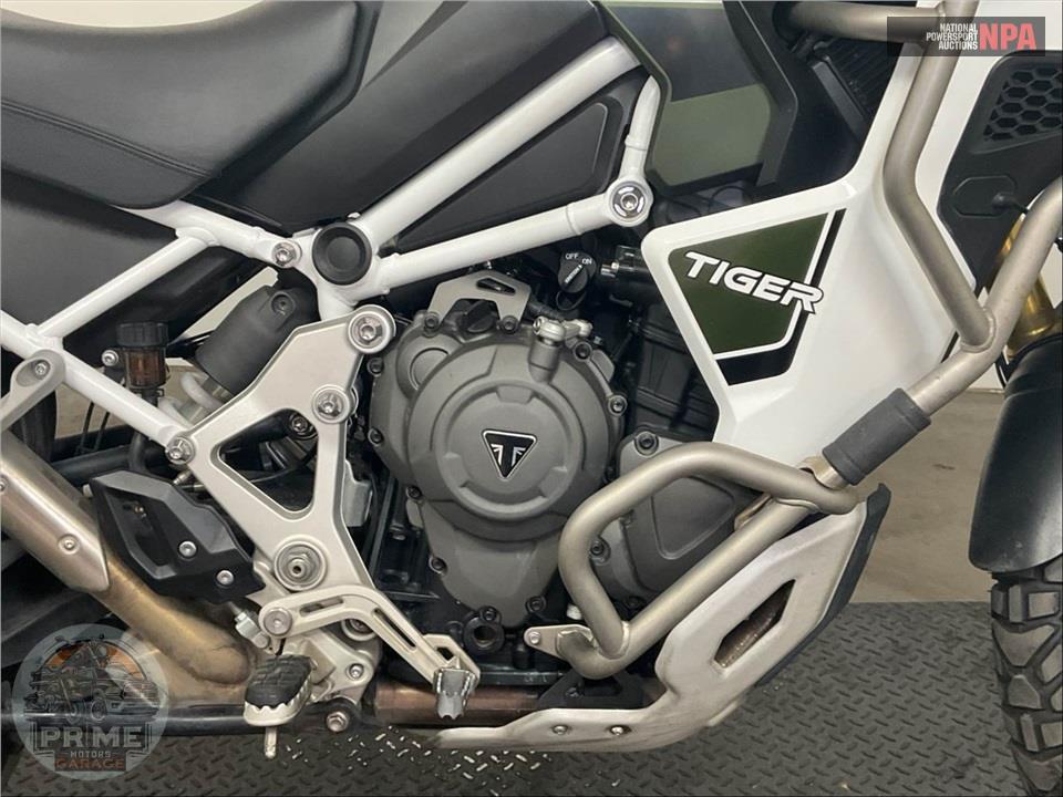 2023 Triumph TIGER 1200 RALLY EXPLORER — фото 6