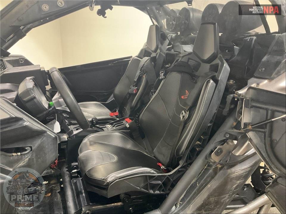 2019 Can-Am MAVERICK X3 X RS TURBO R — фото 30