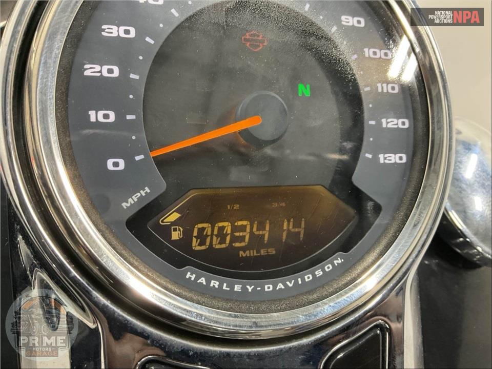 2019 Harley-Davidson FLSB SPORT GLIDE — фото 5