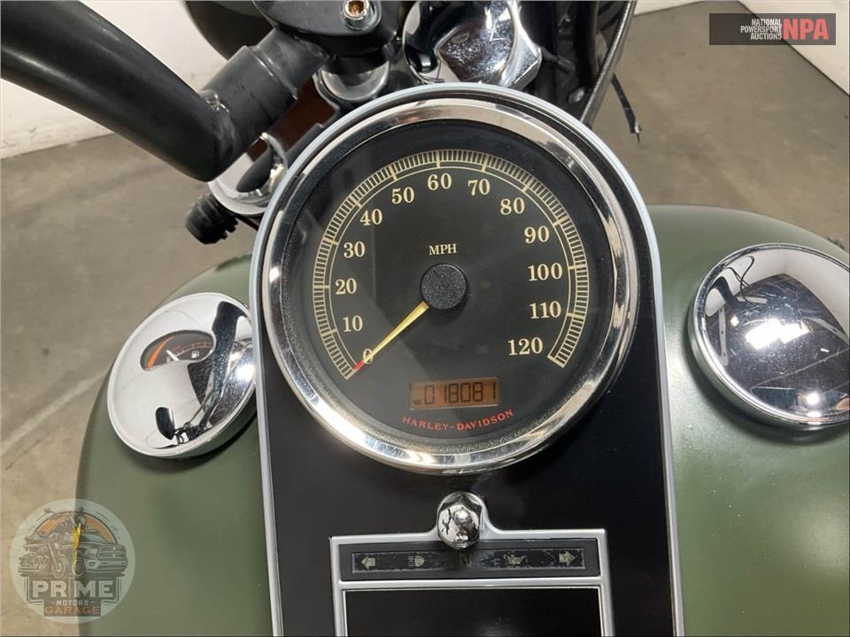 2013 Harley-Davidson FLSTFB FAT BOY LO — фото 5
