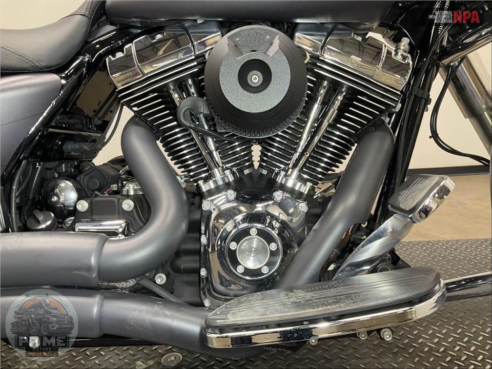 2016 Harley-Davidson FLHXS STREET GLIDE SPECIAL — фото 6