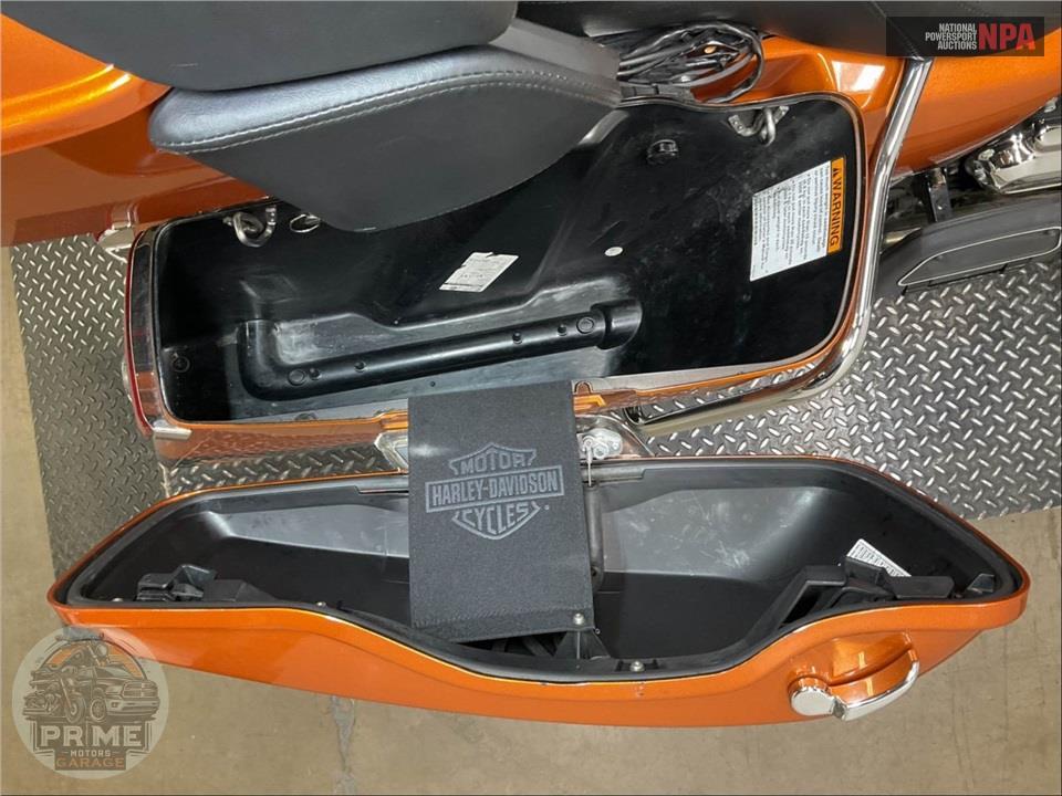 2014 Harley-Davidson FLHTK ELECTRA GLIDE ULTRA LIMITED — фото 22