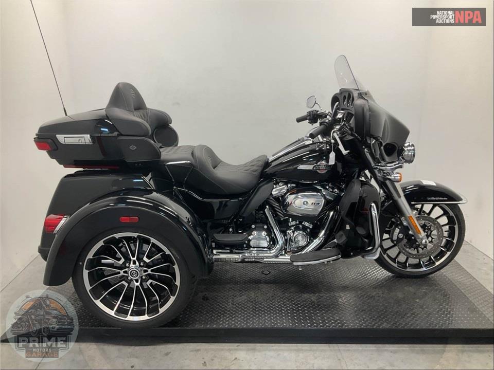 2025 Harley-Davidson FLHTCUTG TRI GLIDE ULTRA CLASSIC — фото 1
