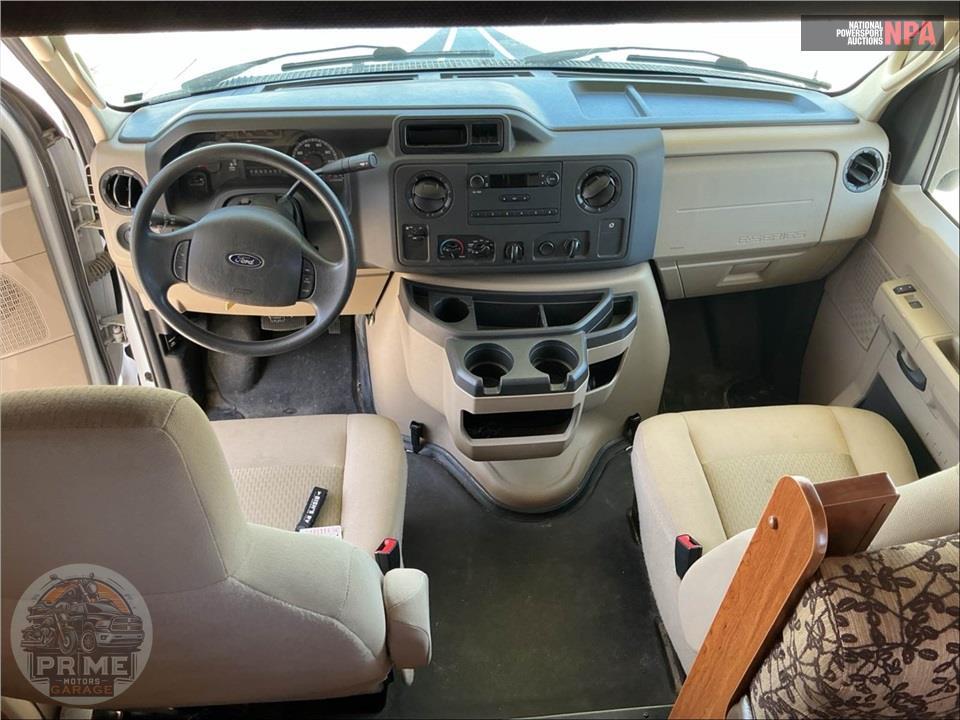 2017 Jayco M-23 XM FORD E450 - REDHAWK SERIES — фото 14