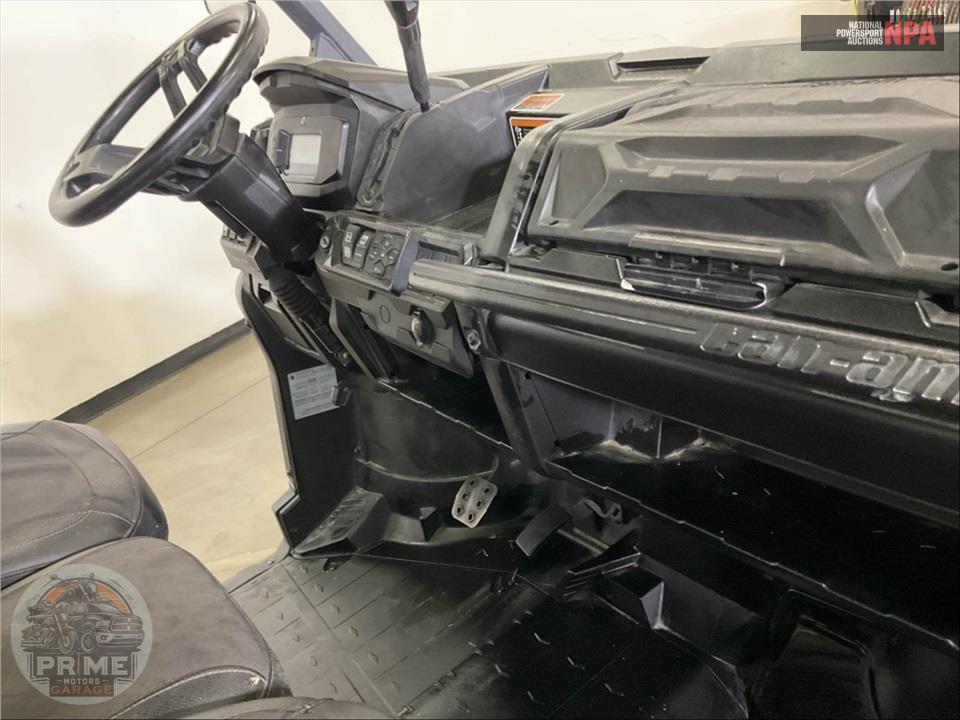 2023 Can-Am DEFENDER PRO XT HD10 — фото 25