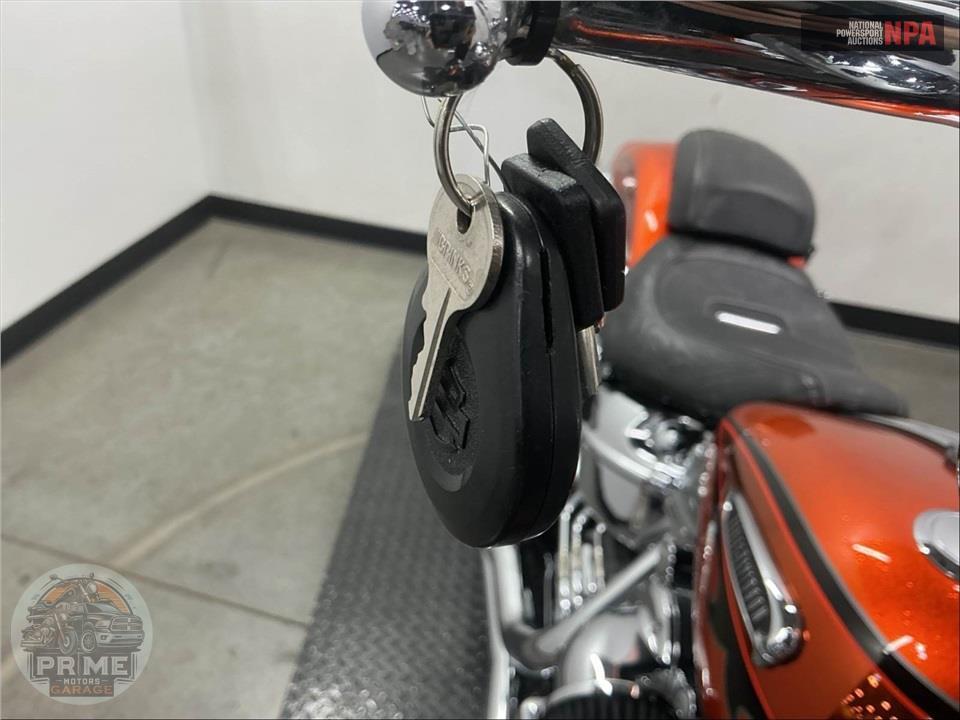 2014 Harley-Davidson FXSBSE CVO BREAKOUT — фото 13