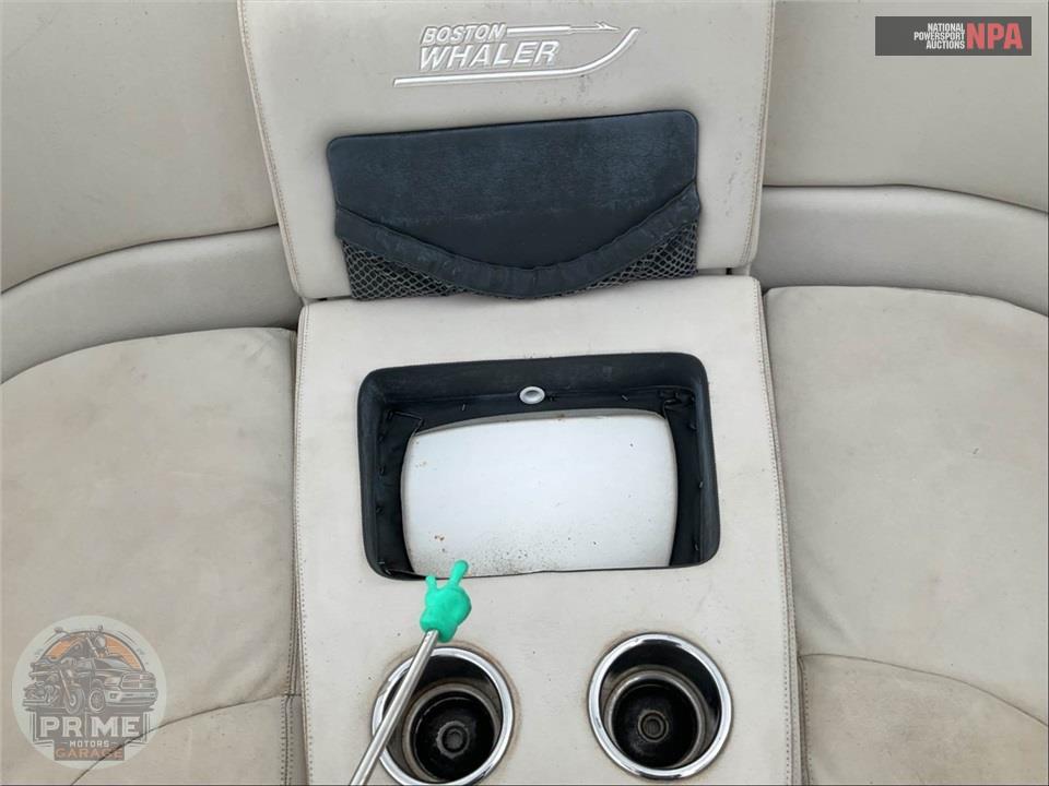 2014 Boston Whaler - UNKNOWN - — фото 23