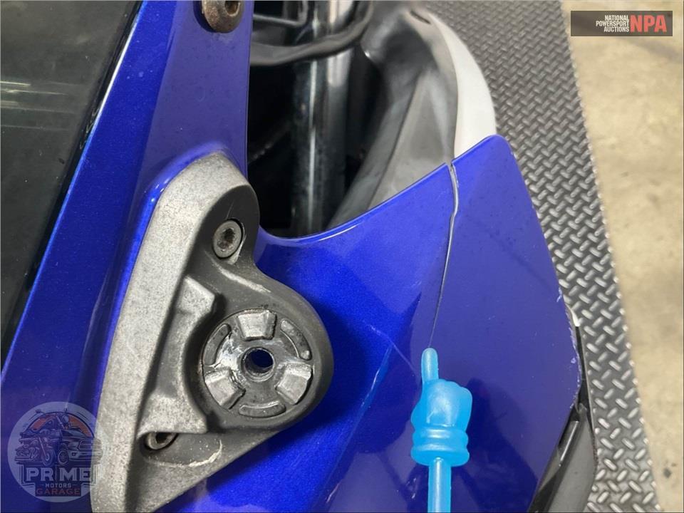 2015 Yamaha YZF-R3 — фото 16