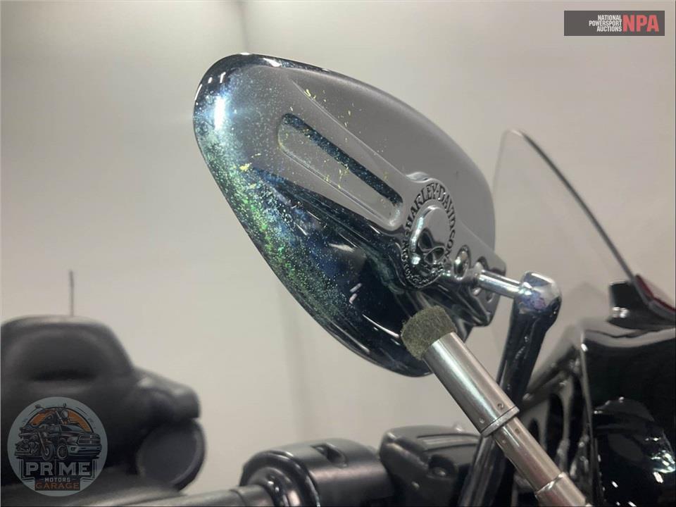 2015 Harley-Davidson FLHTK ELECTRA GLIDE ULTRA LIMITED — фото 38