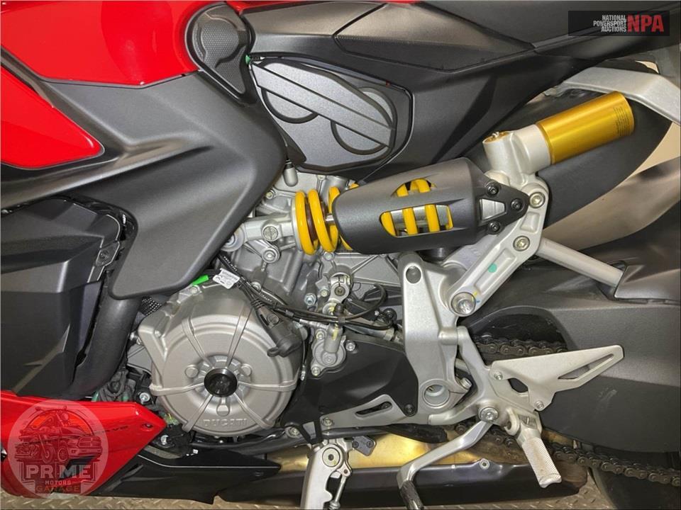 2025 Ducati STREETFIGHTER V2 — фото 7