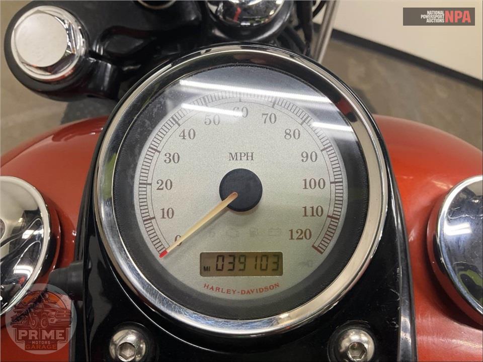 2011 Harley-Davidson FXDWG DYNA WIDE GLIDE — фото 5