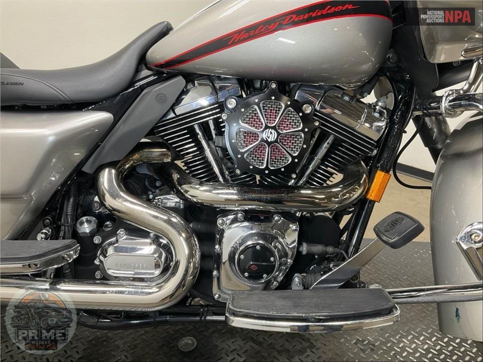 2008 Harley-Davidson FLTR ROAD GLIDE — фото 6