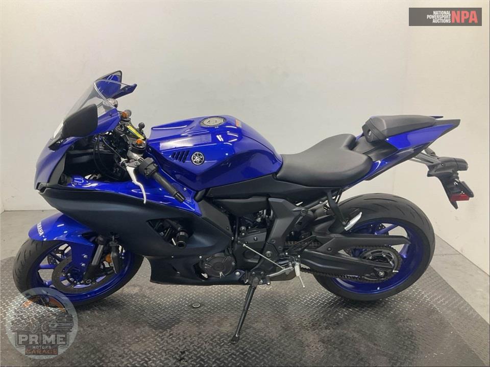 2024 Yamaha YZF-R7 — фото 3