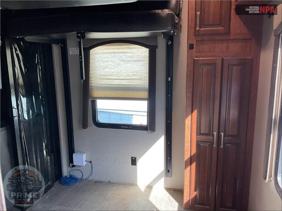 2018 Keystone Rv M-385 BG - AVALANCHE FIFTH WHEEL SERIES — фото 16
