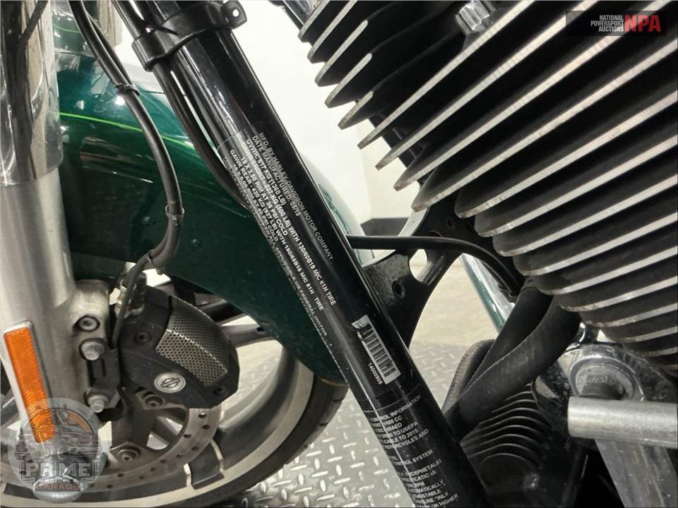 2015 Harley-Davidson FLHXS STREET GLIDE SPECIAL — фото 36