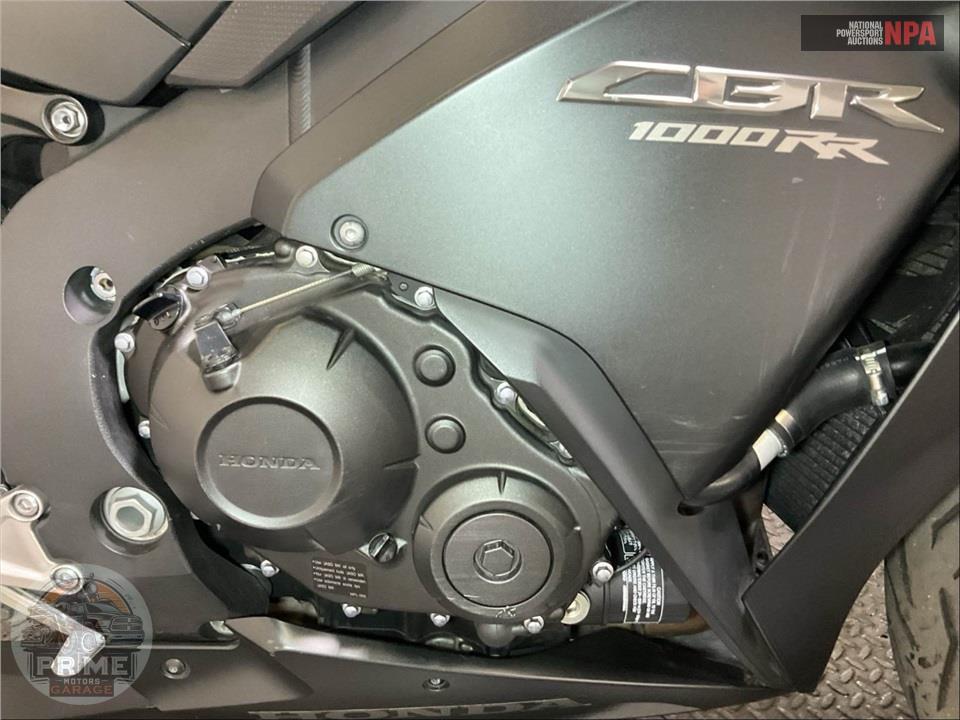 2016 Honda CBR1000RRG — фото 6