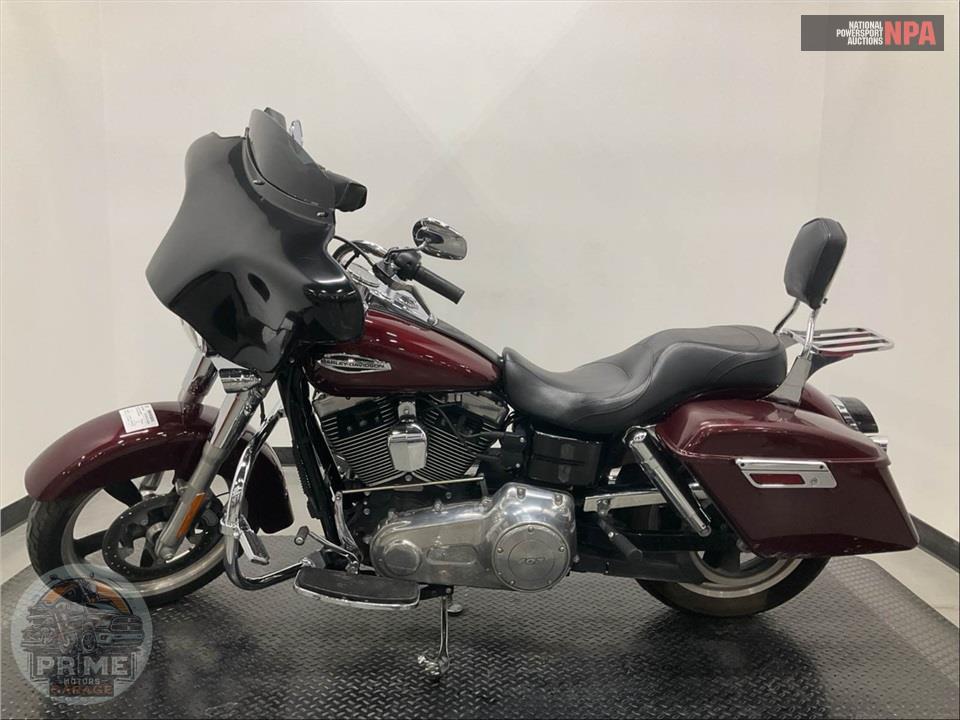2015 Harley-Davidson FLD-103 DYNA SWITCHBACK — фото 3