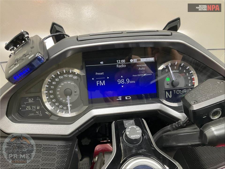 2018 Honda GL1800D GOLDWING TOUR DCT (RED) — фото 5