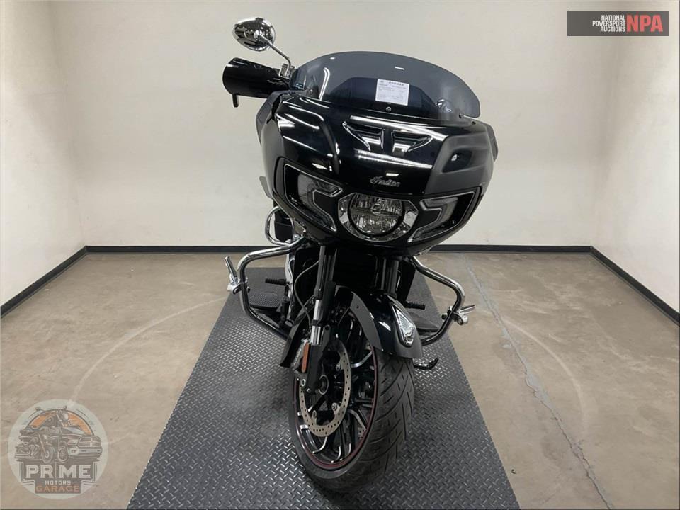 2022 Indian Motorcycle CHALLENGER LIMITED (BLACK) — фото 2