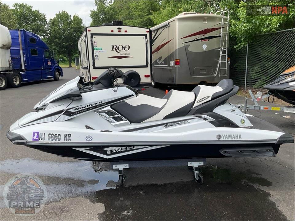 2016 Yamaha WAVE RNNR FX CRUISER SVHO — фото 3